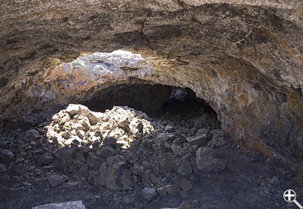 Crater of the Moon Indian Cave