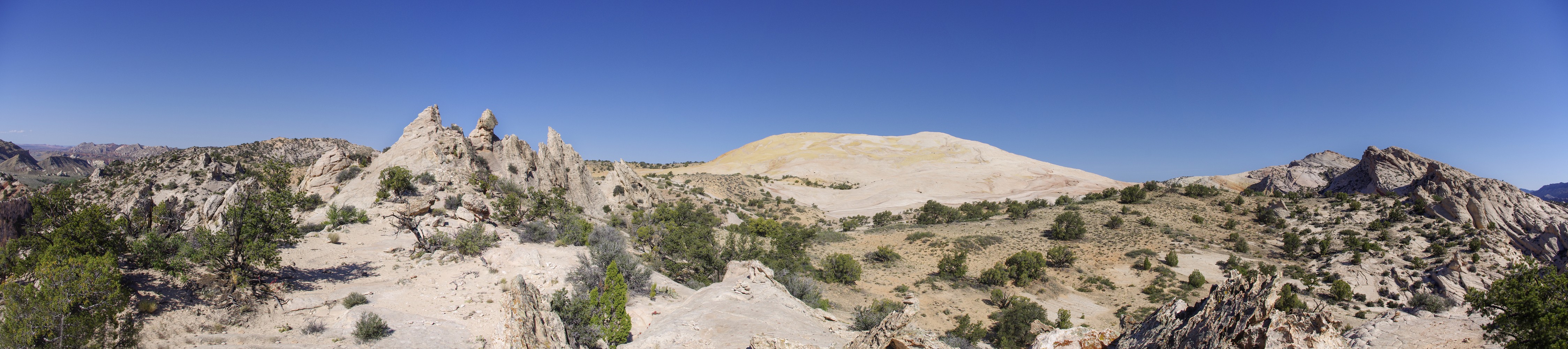 Cottenwood Canyon Road Yellow Rock